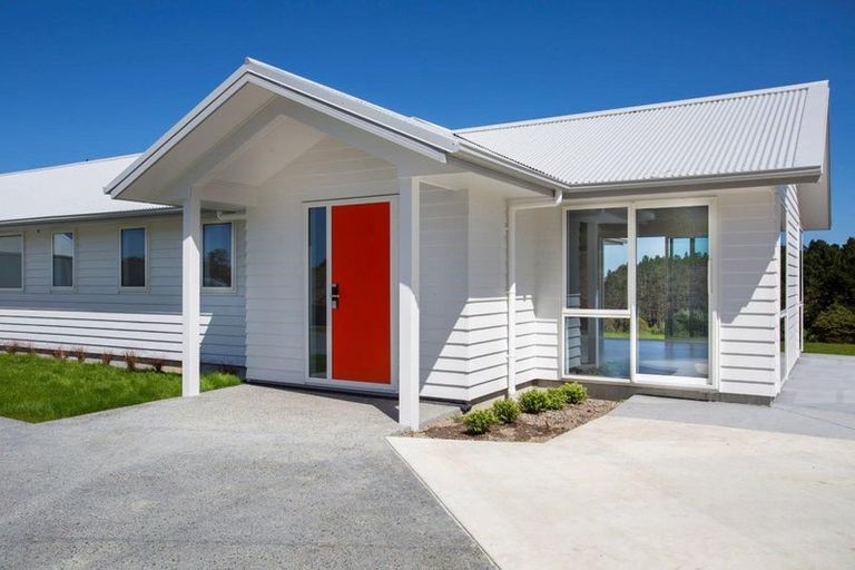 Photo of property in 409 Old North Road, Kumeu, 0892