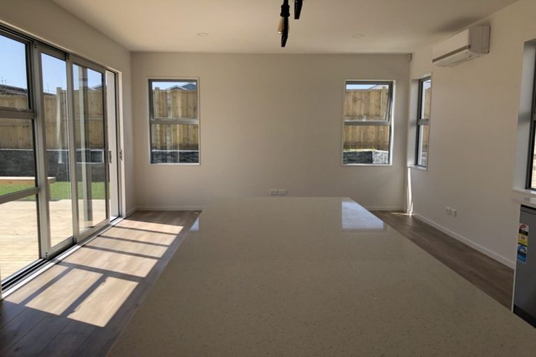 Photo of property in 53 Myland Drive, Hobsonville, Auckland, 0616