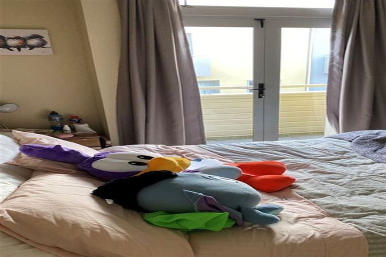 Photo of property in Marrakech Cafe, 29/305 Evans Bay Parade, Hataitai, Wellington, 6021