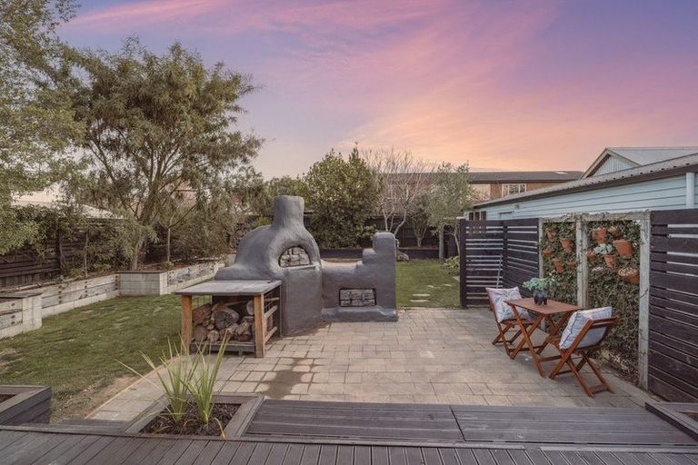 Photo of property in 281 Cranford Street, St Albans, Christchurch, 8052