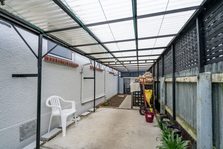 Photo of property in 70 Helmsdale Street, Waverley, Invercargill, 9810