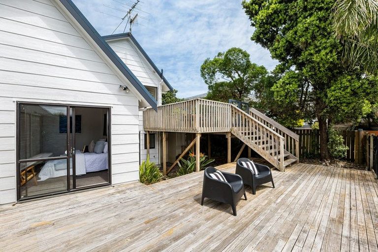 Photo of property in 5 Waiheke Street, Waikanae Beach, Waikanae, 5036