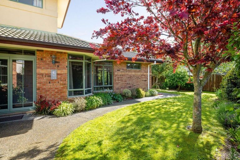 Photo of property in 17 Te Puroa Place, Huntington, Hamilton, 3210