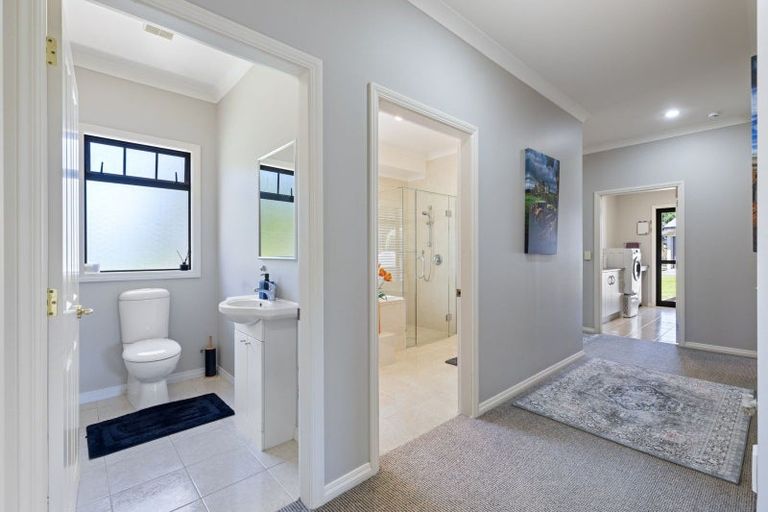 Photo of property in 456 Stoney Creek Road, Kelvin Grove, Palmerston North, 4470