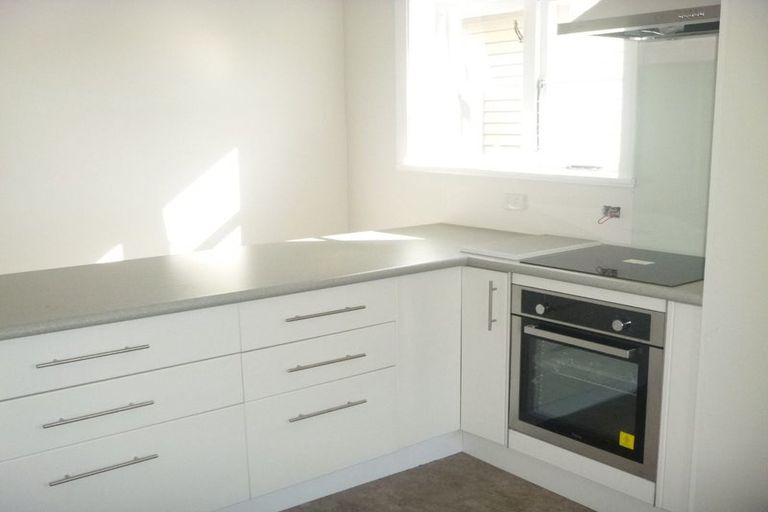 Photo of property in 52 Bell Road, Waiwhetu, Lower Hutt, 5010