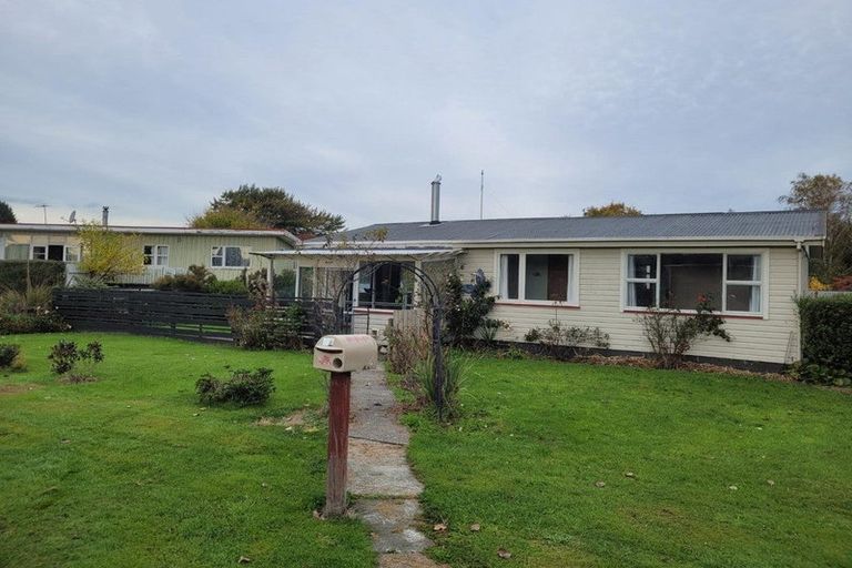 Photo of property in 18 Chester Street, Otautau, 9610