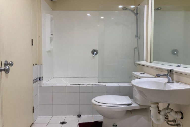 Photo of property in Sirocco Apartments, 605/8 Church Street, Wellington Central, Wellington, 6011