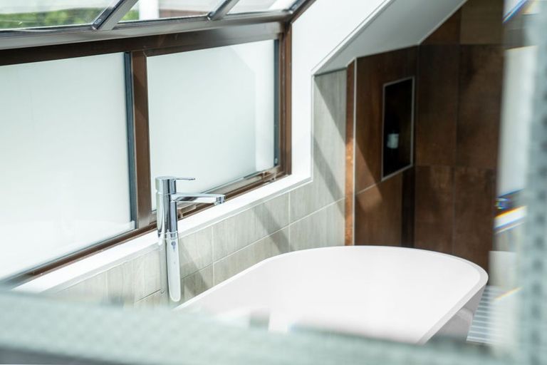 Photo of property in 245 Cannon Hill Crescent, Mount Pleasant, Christchurch, 8081