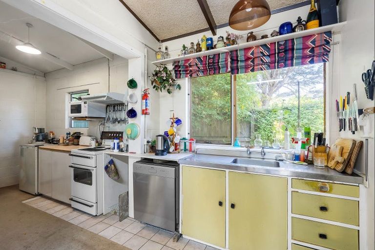 Photo of property in 16 Tongariro Road, Turangi, 3334