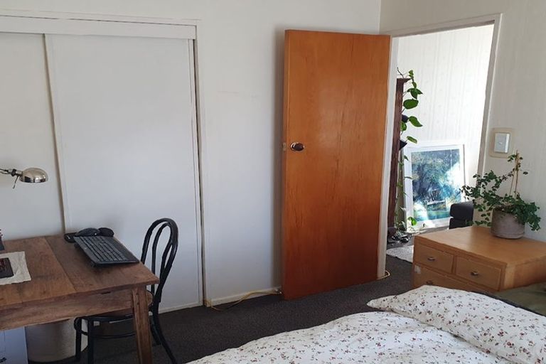 Photo of property in 4/84 Freyberg Street, Lyall Bay, Wellington, 6022