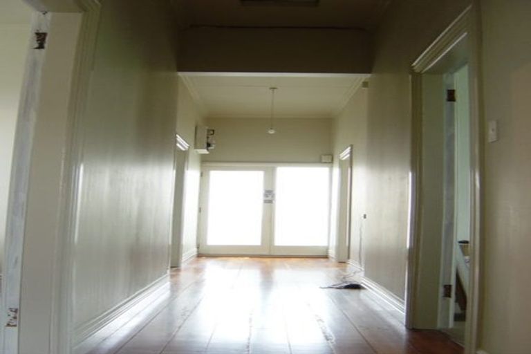 Photo of property in 49 Rintoul Street, Newtown, Wellington, 6021