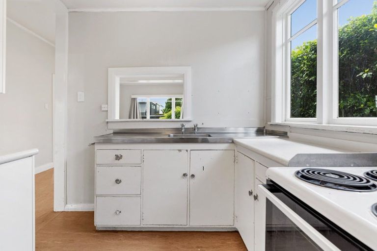 Photo of property in 68 Moa Road, Point Chevalier, Auckland, 1022