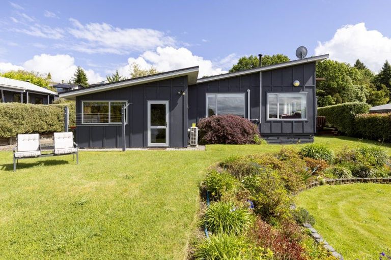 Photo of property in 28 Hindmarsh Drive, Rangatira Park, Taupo, 3330