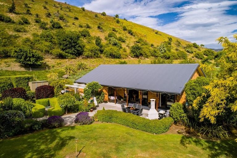 Photo of property in 82 Burn Cottage Road, Cromwell, 9384