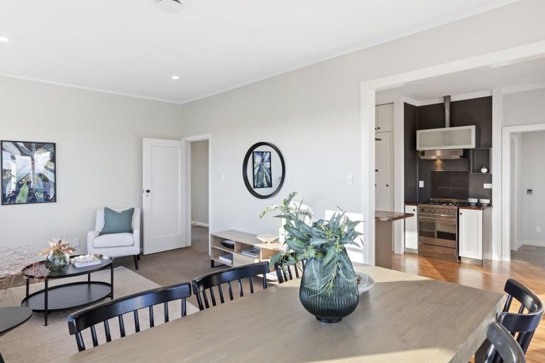 Photo of property in 51 Burrow Road, Pukekohe, 2120