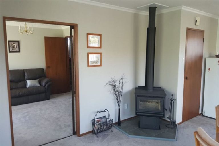 Photo of property in 11 Oxford Street, Waimate, 7924