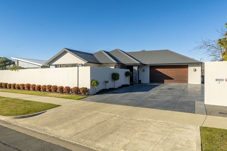 Photo of property in 4 O'dea Place, Burnside, Christchurch, 8053