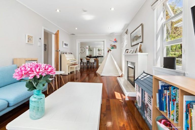 Photo of property in 45 Awarua Street, Ngaio, Wellington, 6035