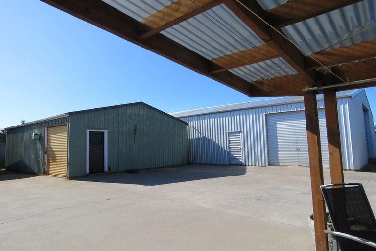 Photo of property in 183 Queen Street, Westport, 7825