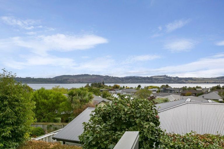 Photo of property in 19 Ernest Kemp Rise, Wharewaka, Taupo, 3330