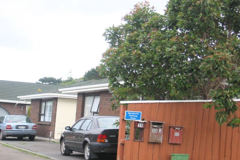 Photo of property in 17a Woodland Road, Johnsonville, Wellington, 6037