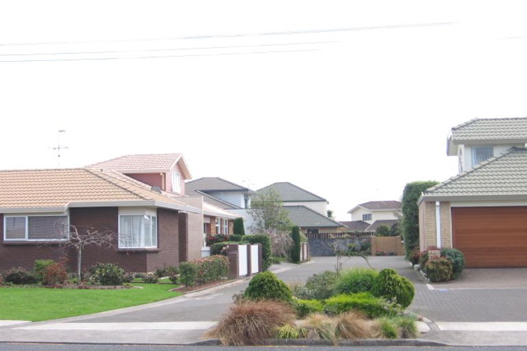 Photo of property in 2 Edgecumbe Way, Tauranga, 3110