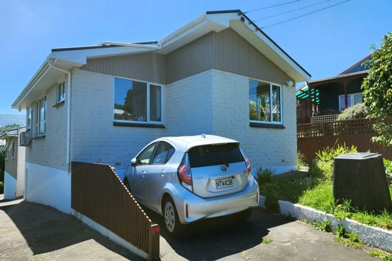 Photo of property in 17 Signal Hill Road, Opoho, Dunedin, 9010