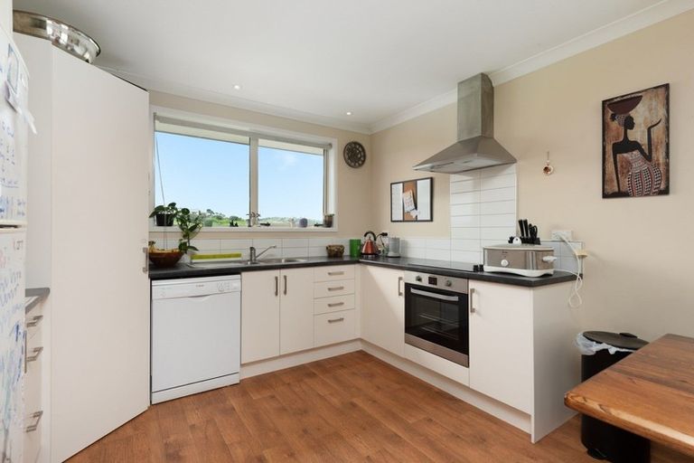 Photo of property in 70b Kaitemako Road, Welcome Bay, Tauranga, 3112