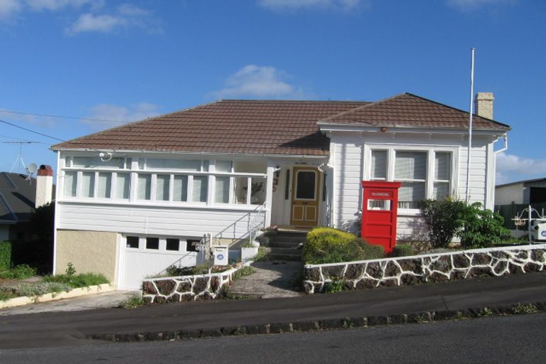 Photo of property in 10 St Aubyn Street, Devonport, Auckland, 0624