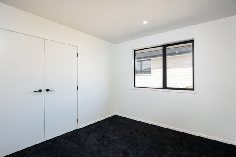 Photo of property in 6 Banks Street, Marfell, New Plymouth, 4310