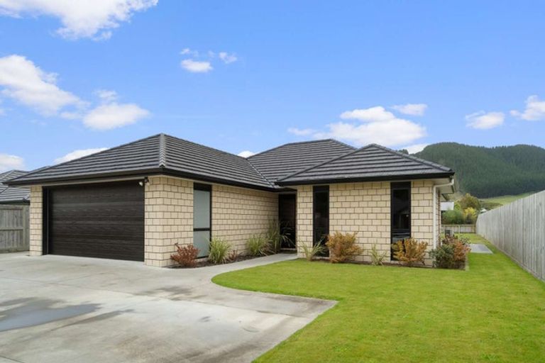 Photo of property in 14 Oakland Place, Ngongotaha, Rotorua, 3010