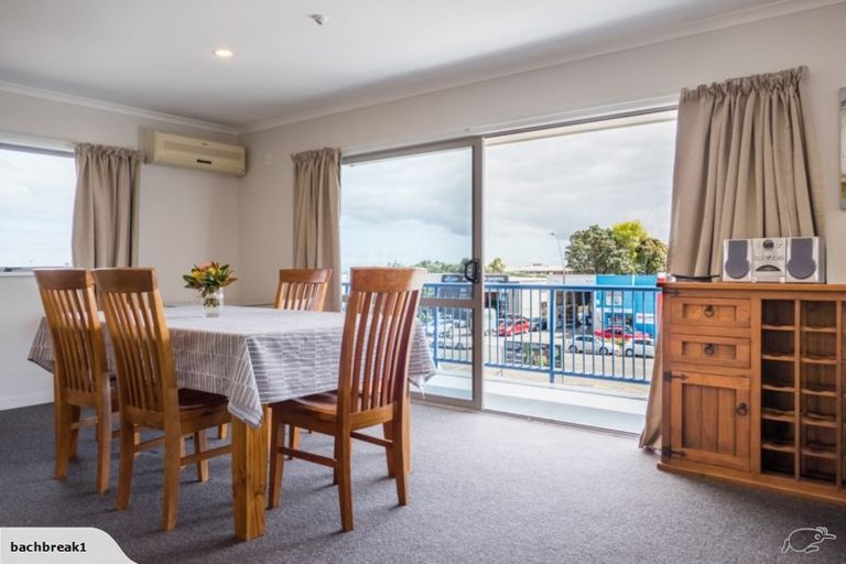 Photo of property in 138 Molesworth Street, Taita, Lower Hutt, 5011