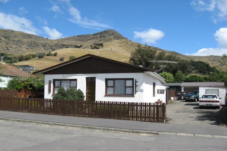 Photo of property in 20 Marsden Street, Heathcote Valley, Christchurch, 8022