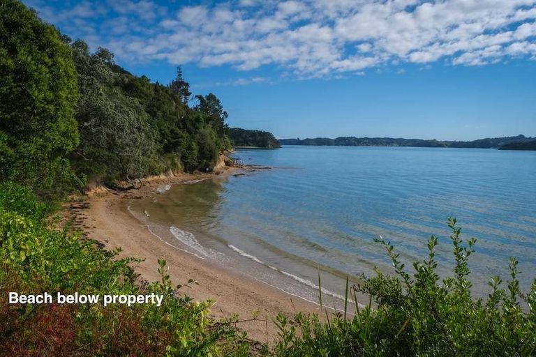 Photo of property in 1 Veronica Street, Paihia, 0200
