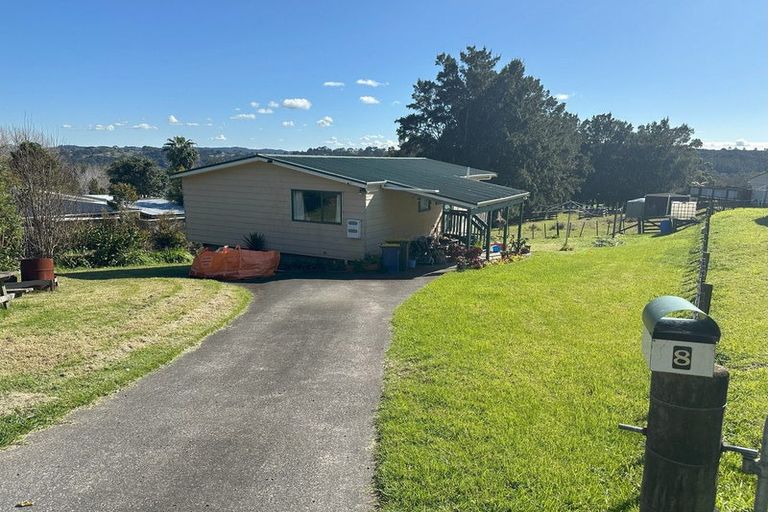 Photo of property in 451 Paremoremo Road, Paremoremo, Auckland, 0632