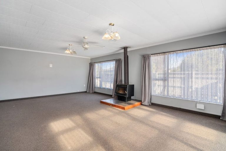 Photo of property in 14 Thomason Avenue, Motueka, 7120