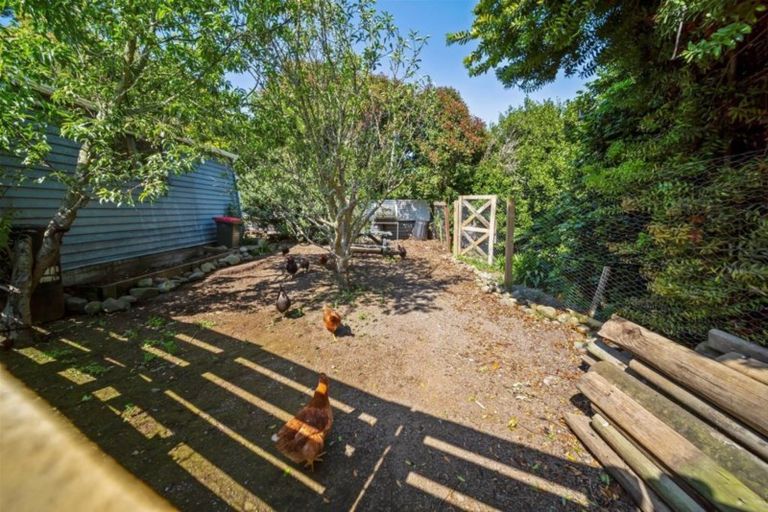 Photo of property in 27 Galt Street, Hawera, 4610