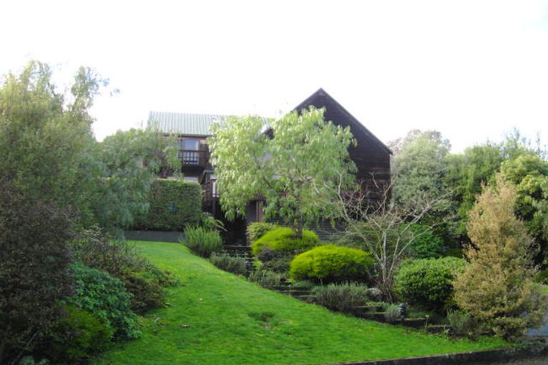 Photo of property in 7 Shalamar Drive, Cashmere, Christchurch, 8022