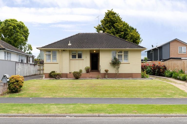 Photo of property in 53 Kenney Crescent, Fairfield, Hamilton, 3214