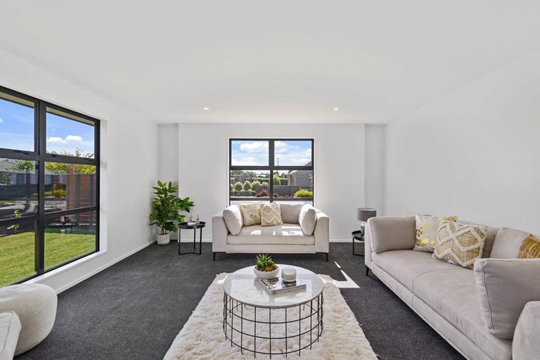 Photo of property in 30 Hinterland Drive, Prebbleton, 7604