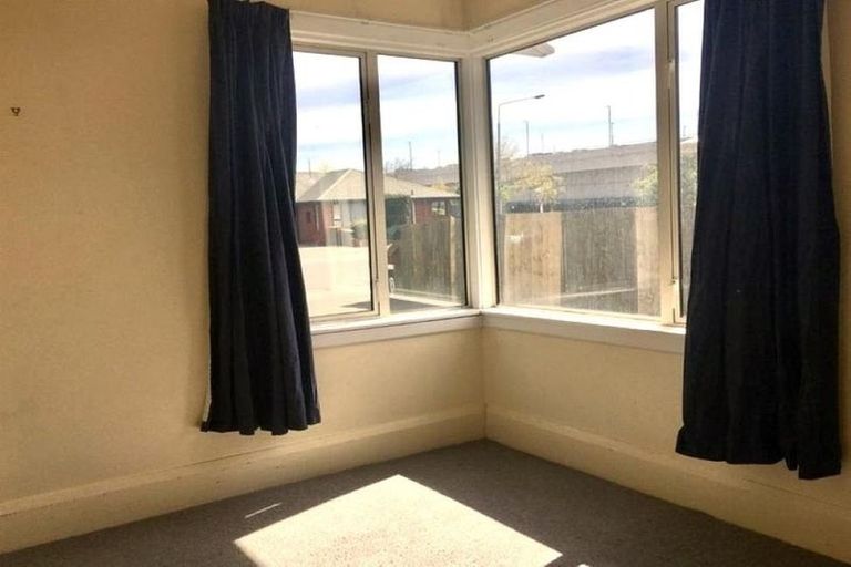 Photo of property in 2/64 Division Street, Riccarton, Christchurch, 8041