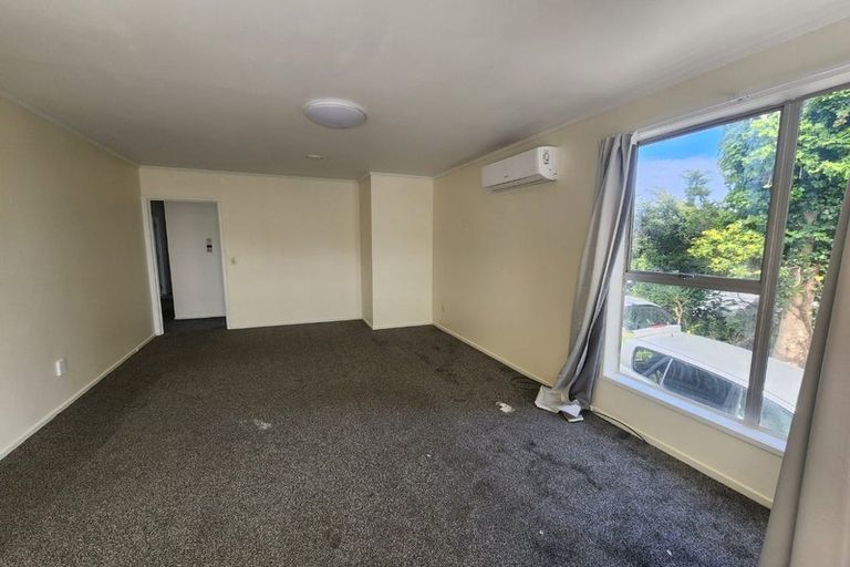 Photo of property in 22 Parrs Cross Road, Henderson, Auckland, 0612