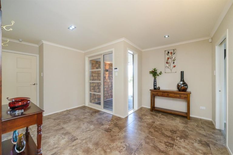 Photo of property in 39 Pukepapa Road, Marton, 4710