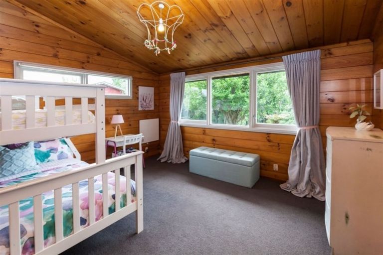 Photo of property in 47 Tintern Avenue, Avonhead, Christchurch, 8042