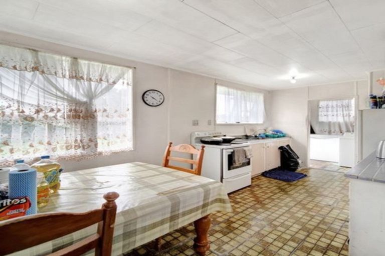 Photo of property in 37 Steven Street, Mangere East, Auckland, 2024