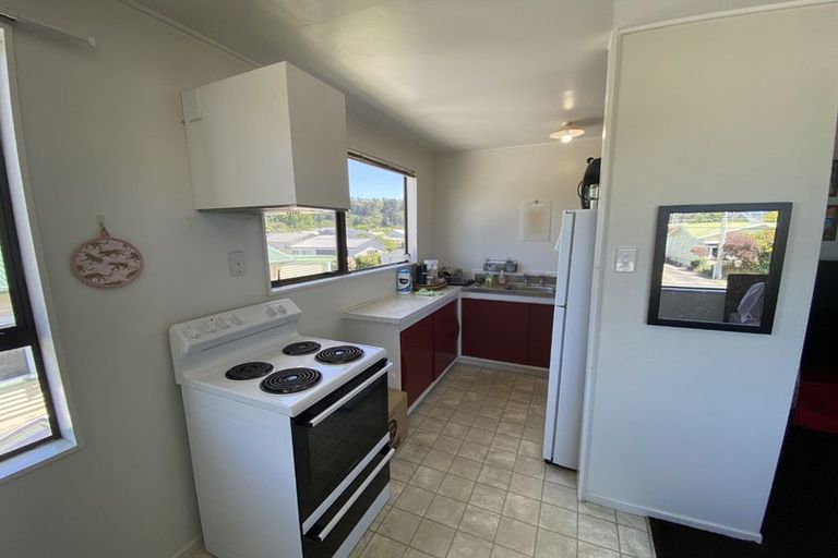 Photo of property in 13a Central Terrace, Alicetown, Lower Hutt, 5010