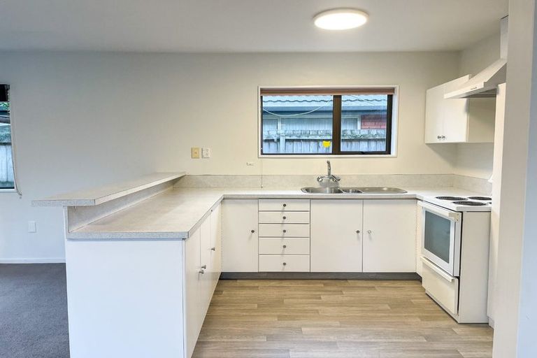 Photo of property in 1/66 Peer Street, Upper Riccarton, Christchurch, 8041