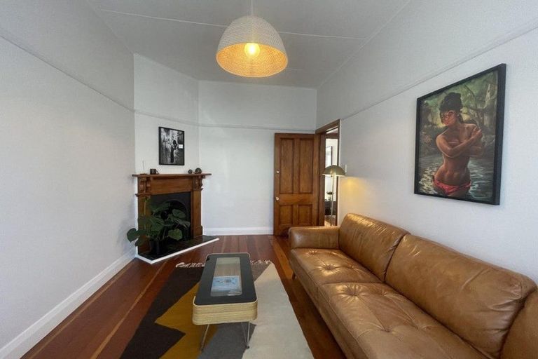 Photo of property in 21 Newtown Avenue, Newtown, Wellington, 6021