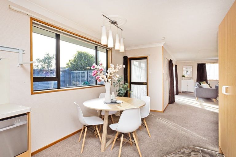 Photo of property in 37 Renfrew Street, Waikiwi, Invercargill, 9810