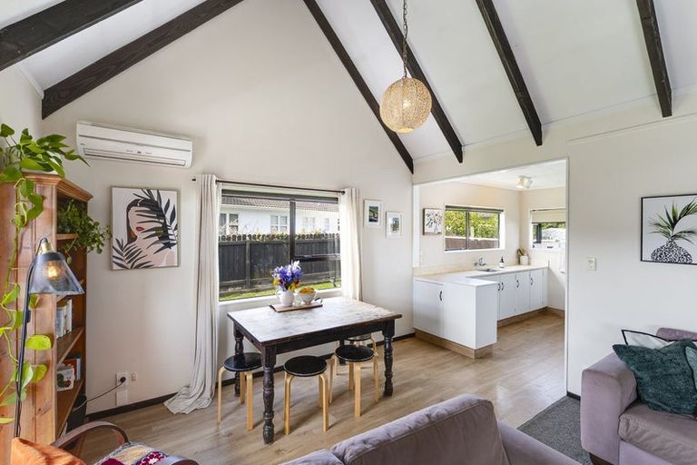 Photo of property in 2/17 Ranui Road, Stoke, Nelson, 7011